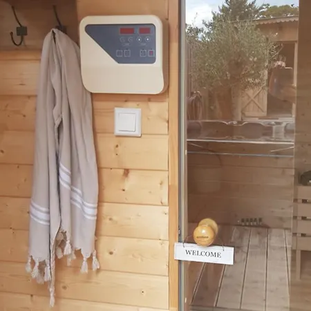 Ferienoase Am Beetzsee Mit Whirlpool Und Sauna